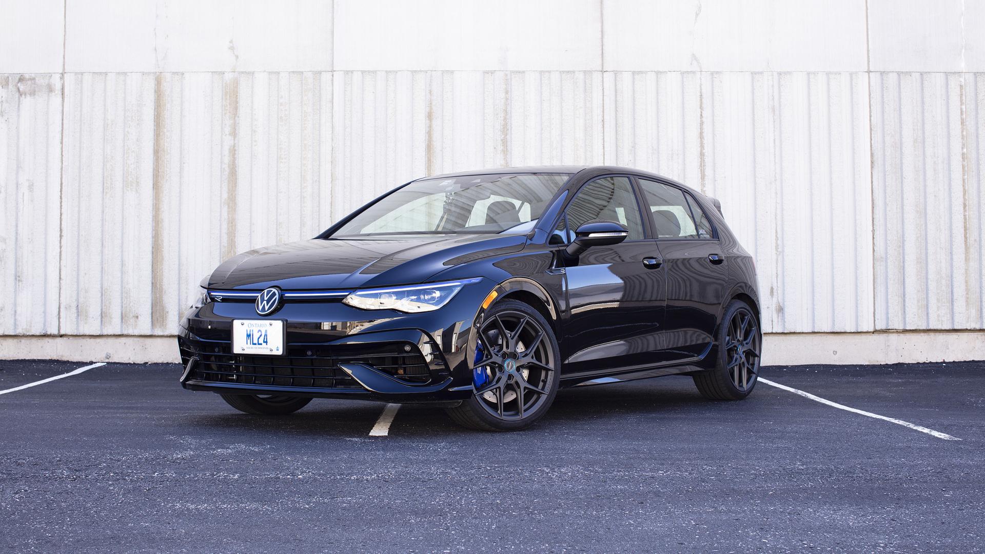 2024 Volkswagen Golf R on Gunmetal Vossen HF-5 Flowform Wheels